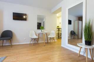 Апартаменты Apartment in the city center – Gimnasiyna naberezhna 24A-1 Харьков Апартаменты с 1 спальней-24